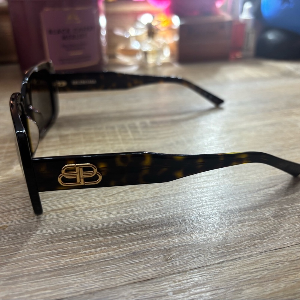 Balenciaga Tortoiseshell Rectangular Sunglasses w… - image 3